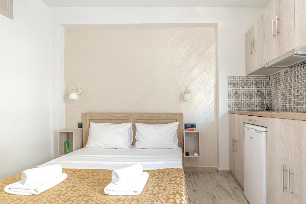The Holiday Studio Agios Nikolaos Exterior foto